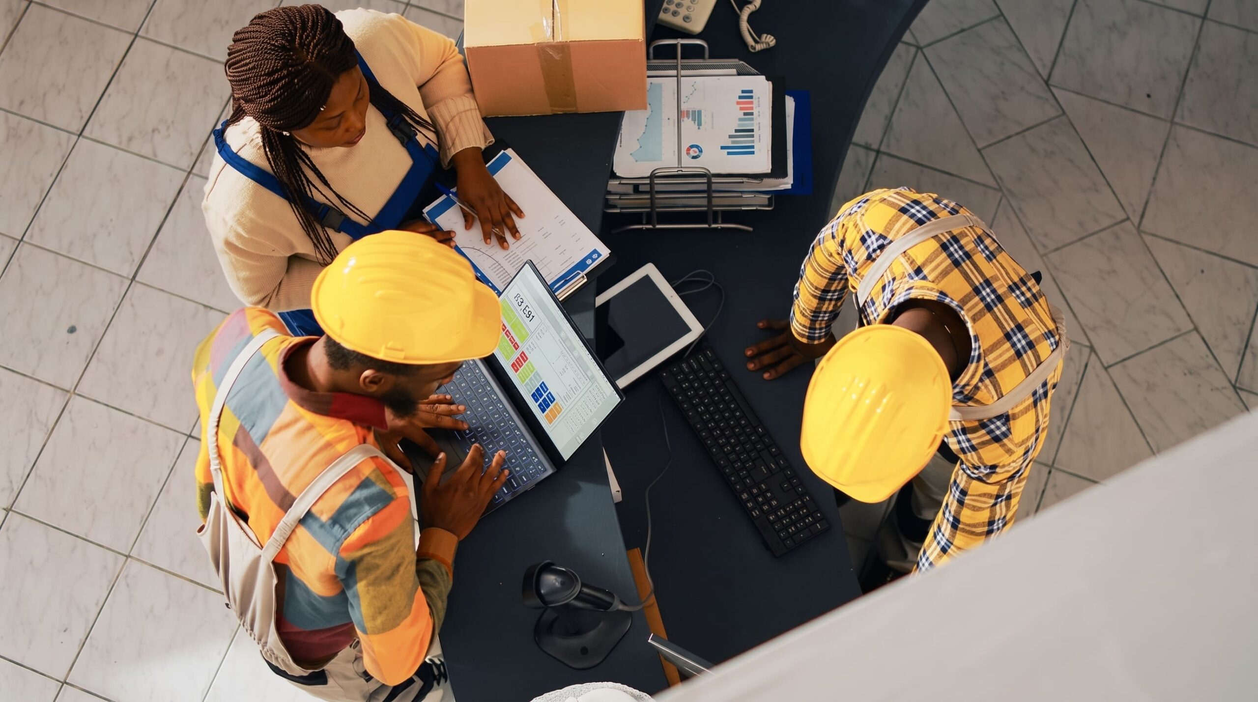 Construction_workers_reviewing_